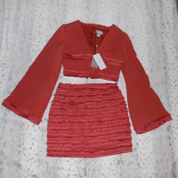 NWT Finders Keepers Orange Fringe Crop Top and Skirt Set - Picture 11 of 12